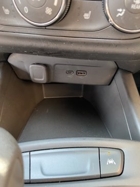 Used 2024 Chevrolet Trax LS w/ LS Convenience Package image 31