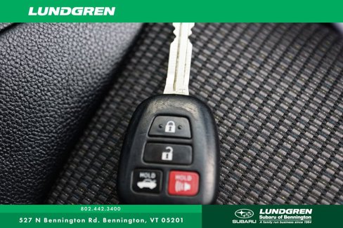 Used 2015 Toyota Corolla L image 34
