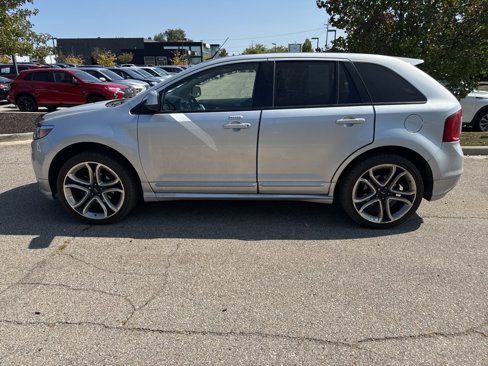 Used 2011 Ford Edge Sport w/ Driver Entry Pkg image 8