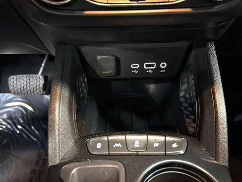Used 2022 Chevrolet TrailBlazer LT image 18
