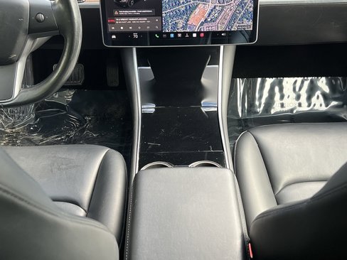 Used 2018 Tesla Model 3 Mid Range image 42