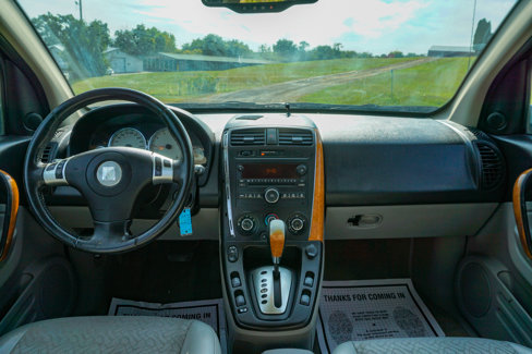 Used 2006 Saturn Vue AWD V6 image 10