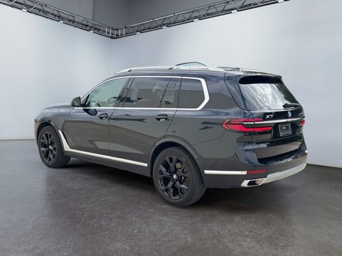 Used 2023 BMW X7 xDrive40i image 5