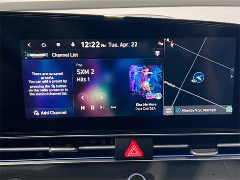 New 2025 Hyundai Elantra SEL image 15