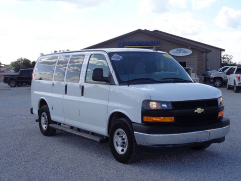 Used 2018 Chevrolet Express 3500 LS image 9
