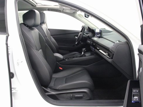 Used 2023 Honda Accord Touring image 21
