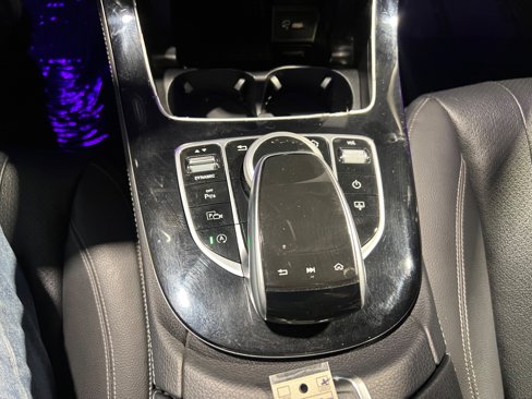 Used 2017 Mercedes-Benz E 300 4MATIC image 30