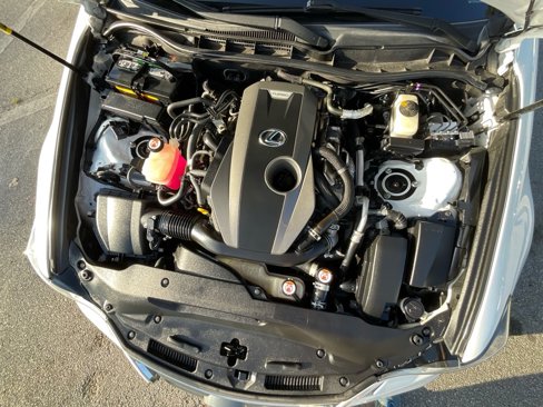 Used 2017 Lexus IS 200t image 12