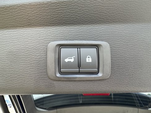 New 2025 Mitsubishi Outlander SE image 35
