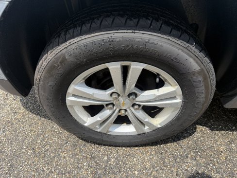 Used 2015 Chevrolet Equinox LS image 18