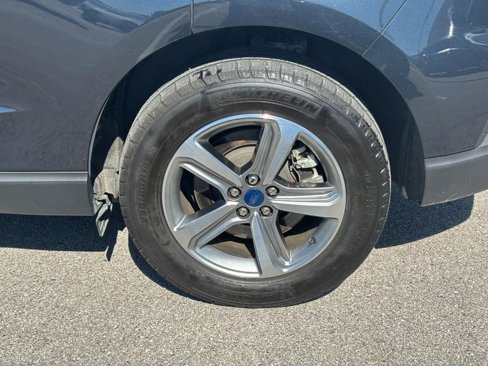 Used 2022 Ford Edge SEL w/ Convenience Package image 7