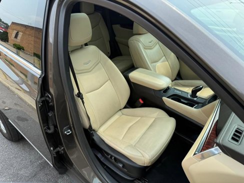 Used 2019 Cadillac XT5 Luxury image 7
