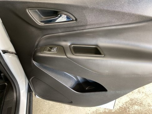 Used 2023 Chevrolet Equinox LT image 13