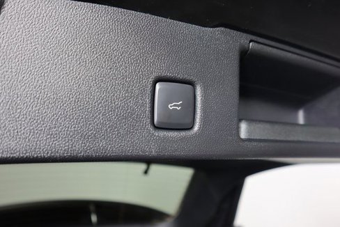 Certified 2022 Ford Escape SEL w/ Technology Package image 58