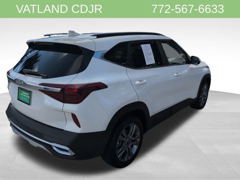 Used 2023 Kia Seltos S image 7