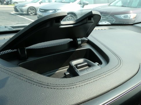 Used 2019 Jeep Cherokee Latitude Plus image 18