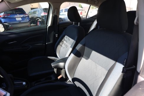 Used 2023 Nissan Versa SV image 15