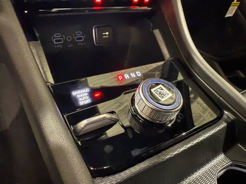 New 2025 Jeep Grand Cherokee Limited image 25
