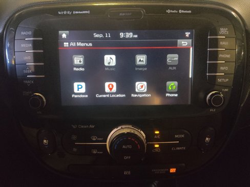 Used 2015 Kia Soul ! w/ Sun & Sound Package image 25