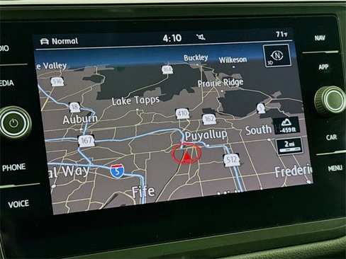 Used 2018 Volkswagen Tiguan SEL Premium image 13