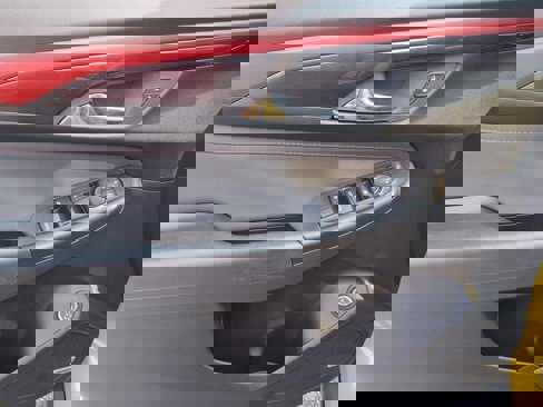 New 2025 Chevrolet TrailBlazer RS w/ Convenience Package image 35
