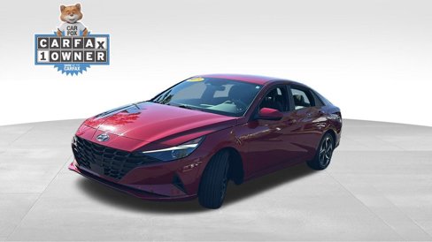 Used 2023 Hyundai Elantra SEL w/ Convenience Package image 3