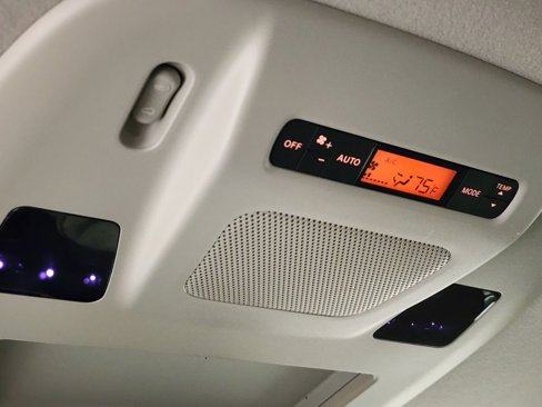 Used 2013 Nissan Quest LE image 35