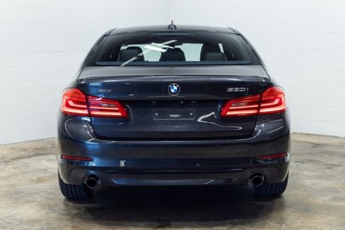 Used 2019 BMW 530i xDrive image 9