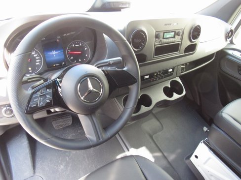 New 2025 Mercedes-Benz Sprinter 2500 image 29