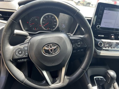 Used 2022 Toyota Corolla Hatchback image 5