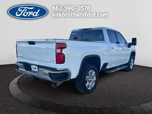 Used 2020 Chevrolet Silverado 2500 LTZ w/ LTZ Convenience Package image 6