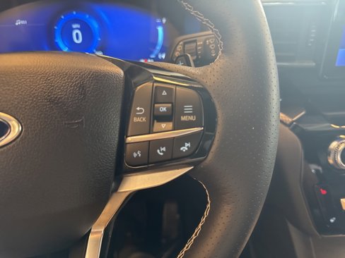 Used 2022 Ford Explorer ST w/ ST Street Pack image 32