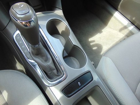 Used 2017 Chevrolet Cruze LT image 17