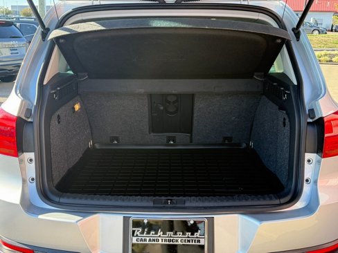 Used 2017 Volkswagen Tiguan Wolfsburg Edition image 19