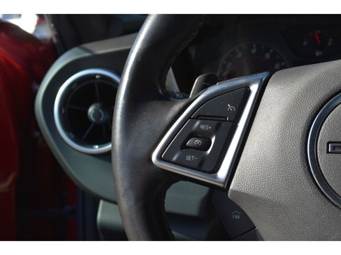 Used 2019 Chevrolet Camaro LT w/ Technology Package image 18