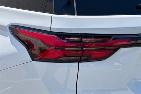 Used 2022 Chevrolet Traverse LS w/ Midnight/Sport Edition image 45