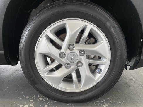 Used 2020 Hyundai Venue SE image 46