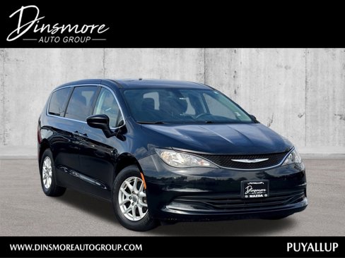 Used 2017 Chrysler Pacifica LX image 1