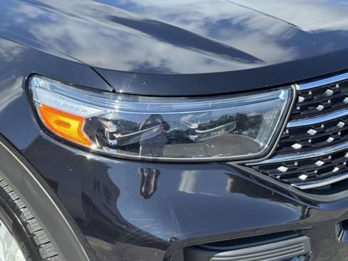 Used 2020 Ford Explorer XLT w/ Comfort Package image 8