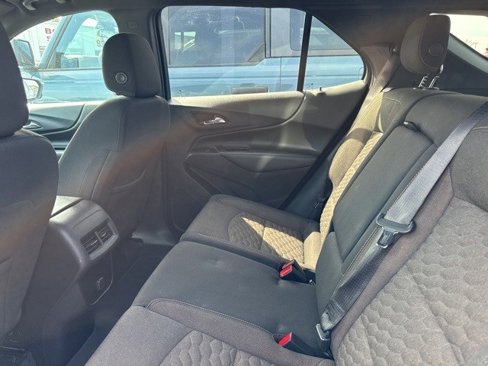 Used 2018 Chevrolet Equinox LT image 11