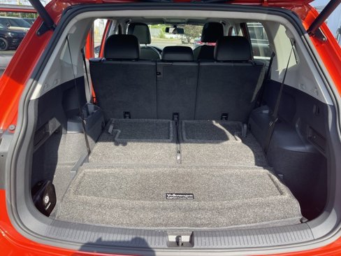 Certified 2019 Volkswagen Tiguan SEL w/ 3rd Row Seat Package image 14