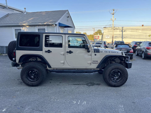 Used 2016 Jeep Wrangler Unlimited Sport w/ Quick Order Package 24S image 11