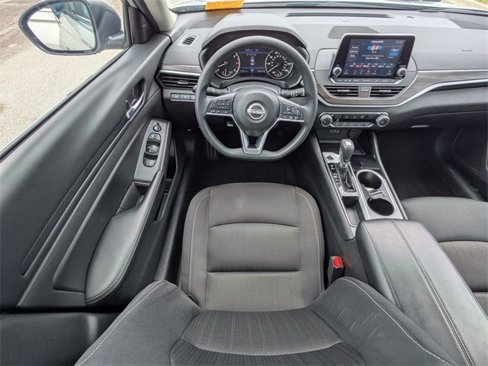 Used 2024 Nissan Altima 2.5 SV image 30