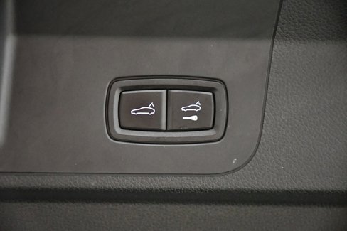Certified 2018 Porsche Panamera 4S image 58