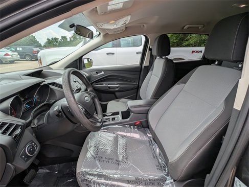 Used 2017 Ford Escape SE image 10