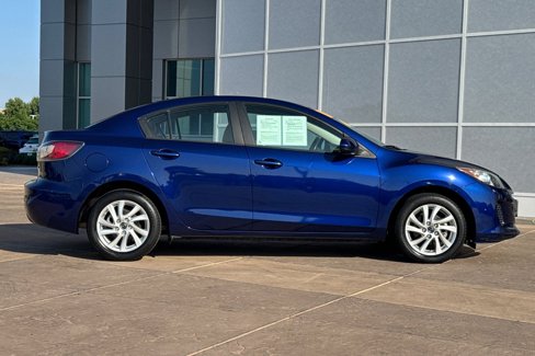 Used 2013 MAZDA MAZDA3 i Touring image 3