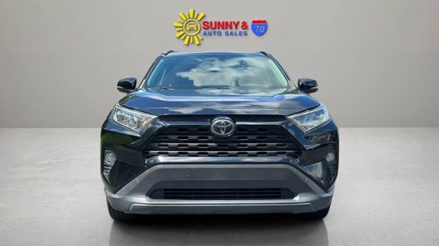 Used 2019 Toyota RAV4 XLE w/ Convenience Package image 2