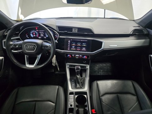 Used 2022 Audi Q3 2.0T Premium image 17