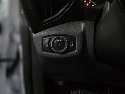 Used 2018 Ford Transit Connect XL image 31