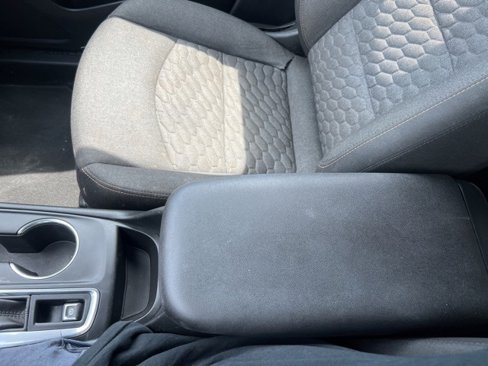 Used 2019 Chevrolet Equinox LT image 27